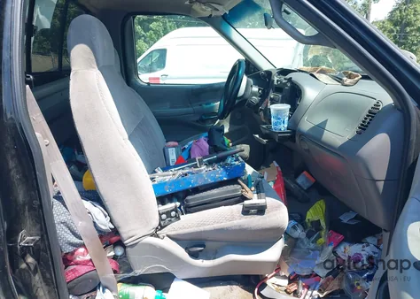 1998 Ford F-150 Lariat/Standard/Xl/Xlt from USA, damaged, VIN 1FTRF18L5WKA91046